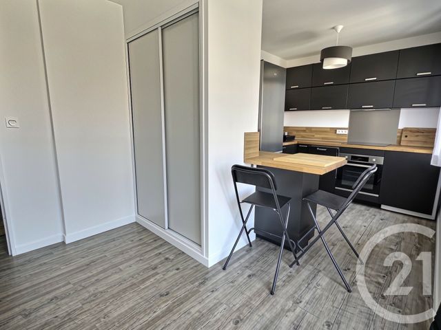 Appartement F2 à louer - 2 pièces - 39.23 m2 - LA LONDE LES MAURES - 83 - PROVENCE-ALPES-COTE-D-AZUR - Century 21 Pavillon Or