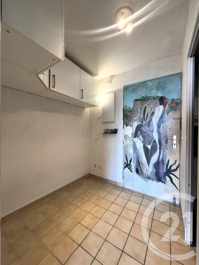 Appartement F1 à vendre - 1 pièce - 18.27 m2 - LA LONDE LES MAURES - 83 - PROVENCE-ALPES-COTE-D-AZUR - Century 21 Pavillon Or