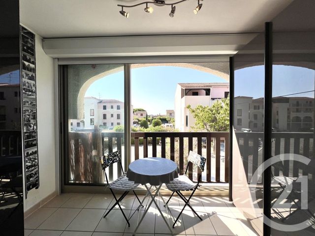 Appartement F1 à vendre LA LONDE LES MAURES
