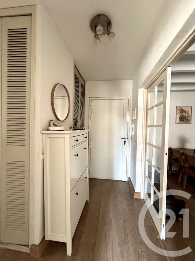 Appartement F3 à vendre - 3 pièces - 72.65 m2 - HYERES - 83 - PROVENCE-ALPES-COTE-D-AZUR - Century 21 Pavillon Or