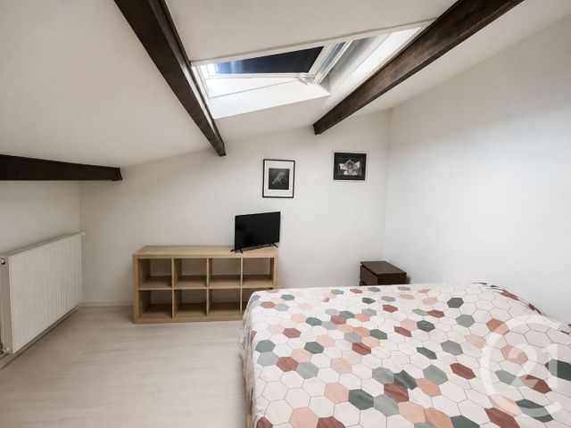 Appartement F3 à vendre - 3 pièces - 72.65 m2 - HYERES - 83 - PROVENCE-ALPES-COTE-D-AZUR - Century 21 Pavillon Or