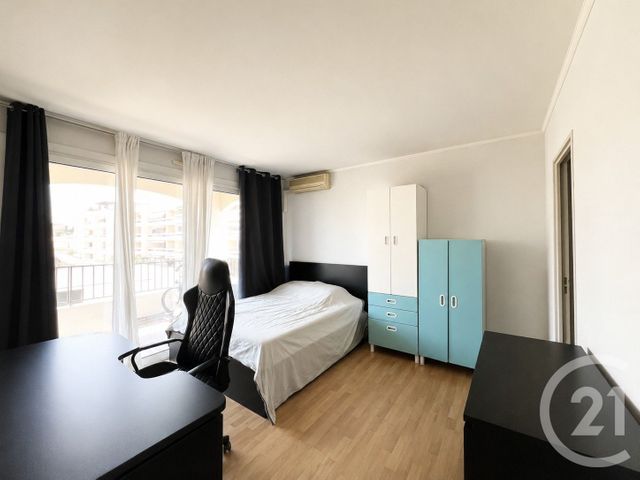 Appartement F3 à vendre - 3 pièces - 72.65 m2 - HYERES - 83 - PROVENCE-ALPES-COTE-D-AZUR - Century 21 Pavillon Or