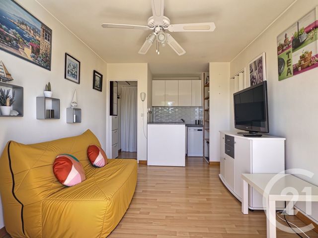 Appartement F2 à vendre LA LONDE LES MAURES