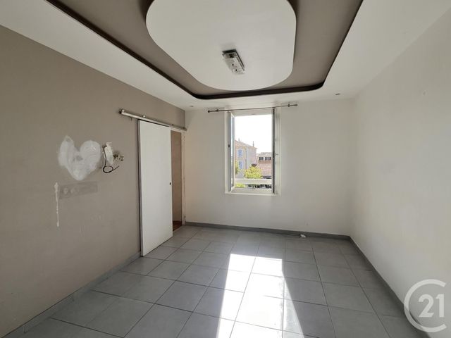 Appartement F4 à vendre - 4 pièces - 75.07 m2 - LA LONDE LES MAURES - 83 - PROVENCE-ALPES-COTE-D-AZUR - Century 21 Pavillon Or