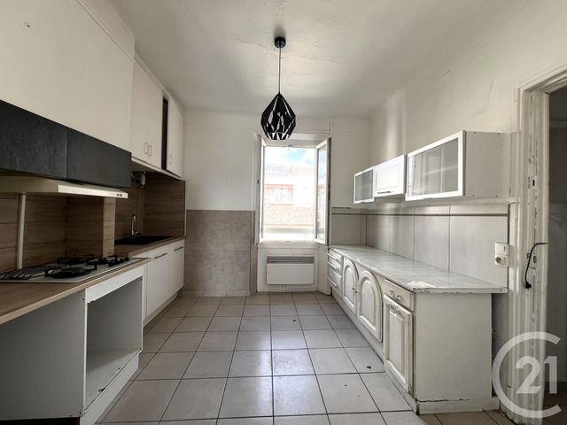 Appartement F4 à vendre - 4 pièces - 75.07 m2 - LA LONDE LES MAURES - 83 - PROVENCE-ALPES-COTE-D-AZUR - Century 21 Pavillon Or