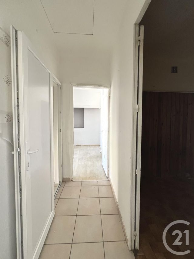 Appartement F4 à vendre - 4 pièces - 75.07 m2 - LA LONDE LES MAURES - 83 - PROVENCE-ALPES-COTE-D-AZUR - Century 21 Pavillon Or