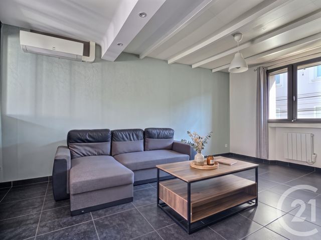 Appartement F2 à vendre - 2 pièces - 43.87 m2 - LA LONDE LES MAURES - 83 - PROVENCE-ALPES-COTE-D-AZUR - Century 21 Pavillon Or