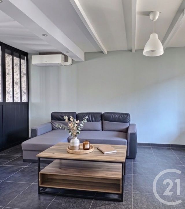 Appartement F2 à vendre - 2 pièces - 43.87 m2 - LA LONDE LES MAURES - 83 - PROVENCE-ALPES-COTE-D-AZUR - Century 21 Pavillon Or